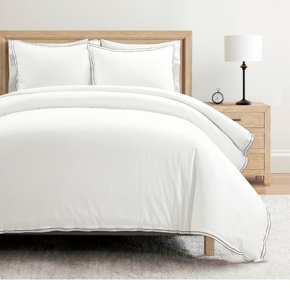 Lush Decor Other - Lush Decor Hampton Embroidered Edge Cotton 3 Piece Duvet Cover Set King B&W